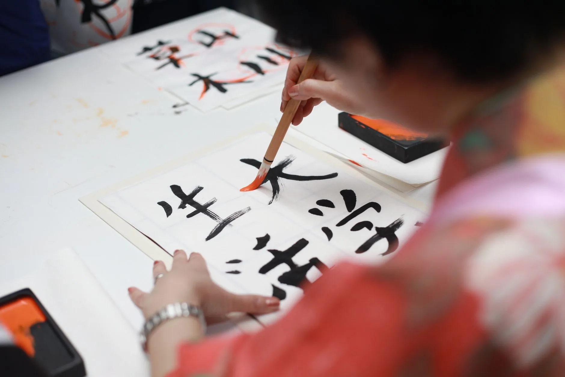 多媒体讲台与电子白板在教育信息化中的协同应用方案