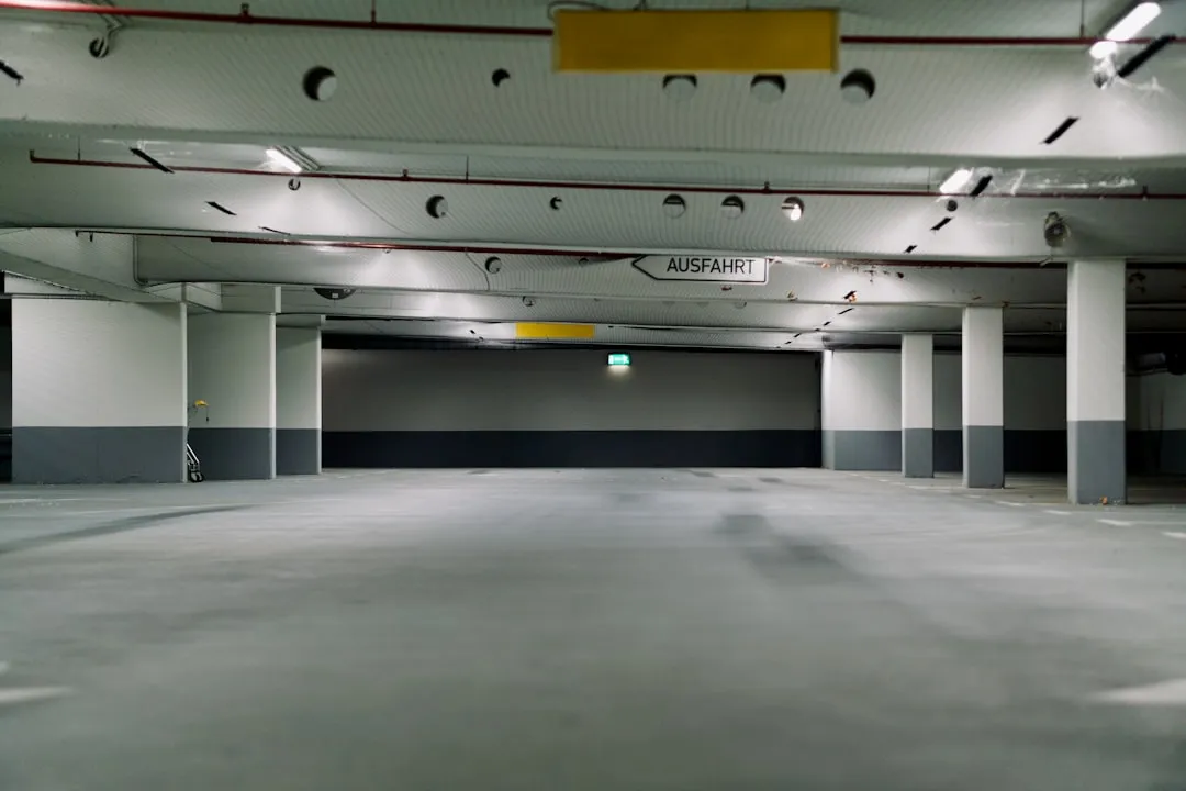 多媒体讲台与电子白板一体化方案在长三角智慧教室建设中的应用趋势正文配图 1